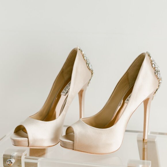 Badgley Mischka Kiara Pump Women's 7.5 Latte Platform Satin Open Peep Toe - Picture 7 of 16